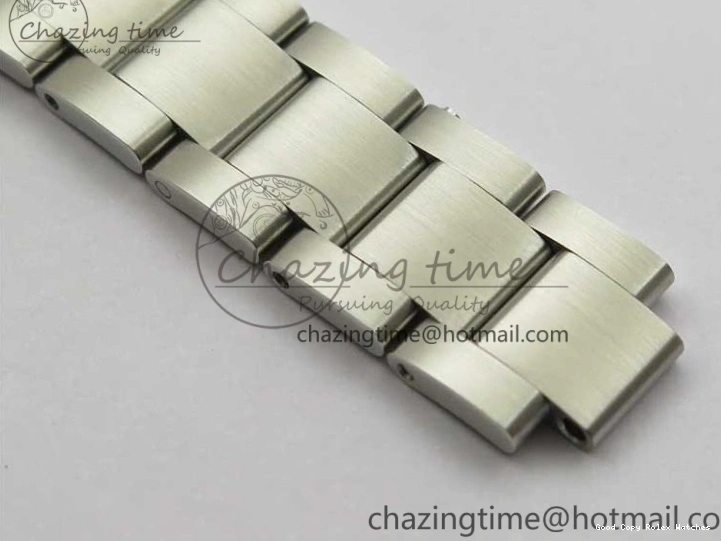 AAA Replica Watches WWF Edition Bezel Skeleton Best Durable Submariner SS 2925 116660 Andrea Carbon on SA Pirlo 0103